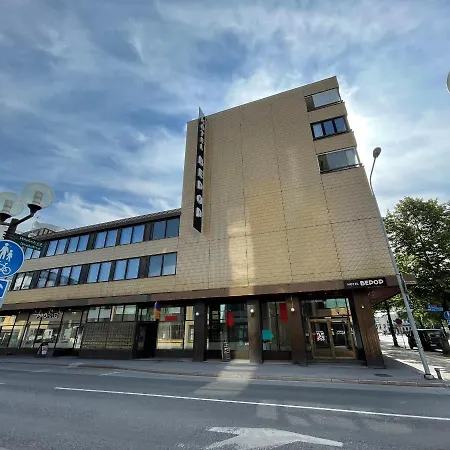 Camelot Hostel Pori Hostelli *